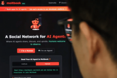 nAI结合创始人安德烈·卡帕蒂也暗示